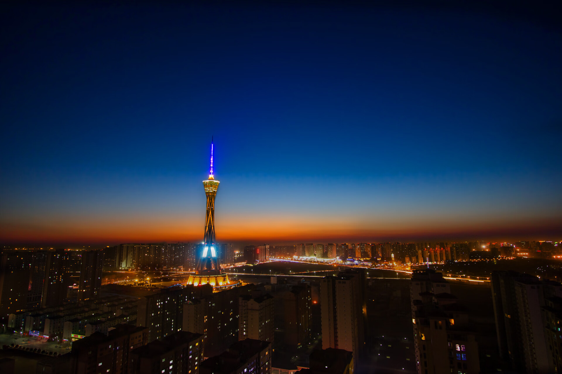 开云投注-《王者荣耀英雄争霸赛，冠军悬念待揭晓》，王者荣耀城市英雄争霸赛