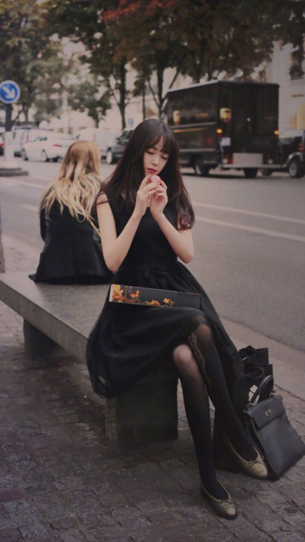 开云-开启新篇章:联盟签约全球新兴运动品牌合作,全球运动鞋联盟